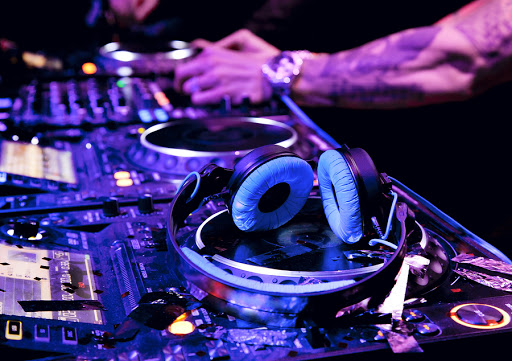EDM